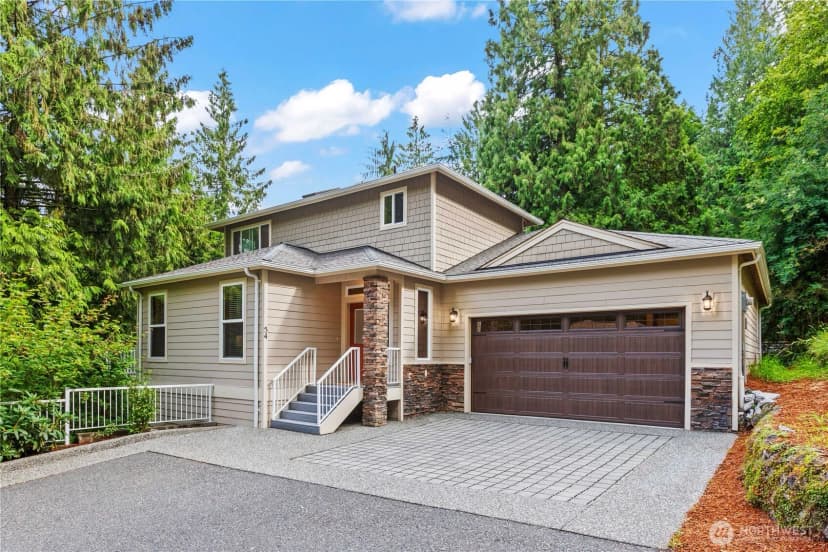 Property photo for 54 Grand View Lane, Bellingham