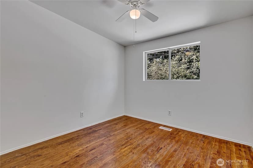 Property photo for 31006 38th Avenue S, Auburn photo 17