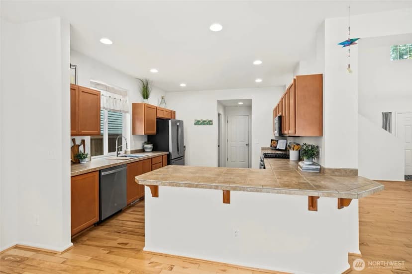 Property photo for 1082 G Street Sw, Tumwater photo 10