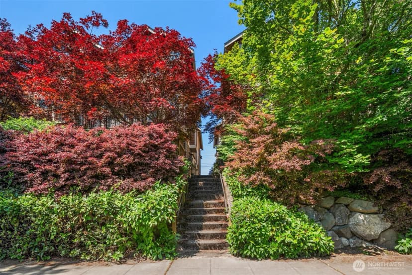 Property photo for 9033 18th Avenue Sw #a, Seattle photo 25