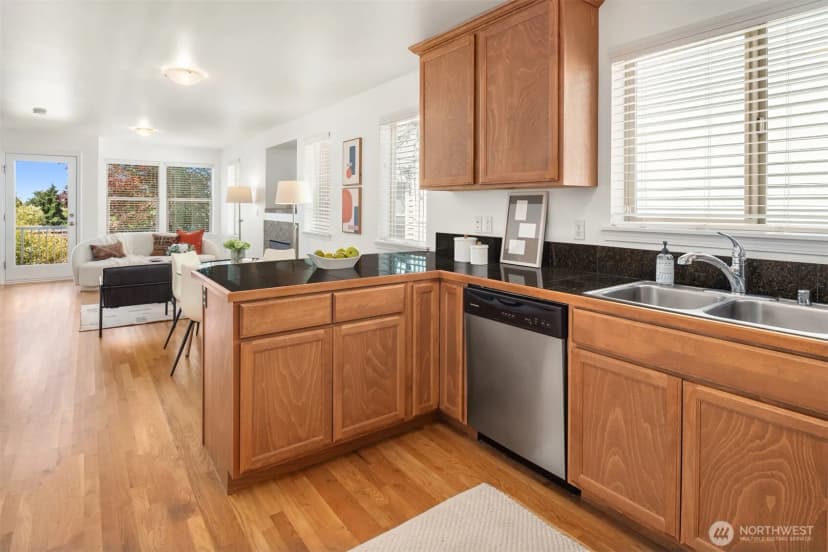 Property photo for 9033 18th Avenue Sw #a, Seattle photo 7