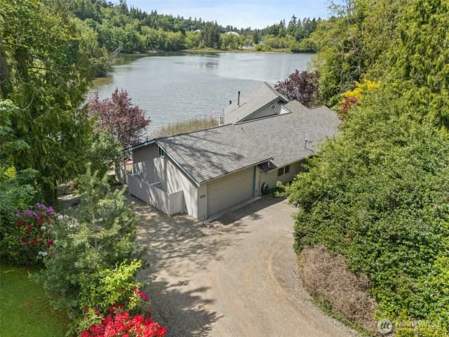 Property photo for 8471 E Caraway Road, Port Orchard photo 2