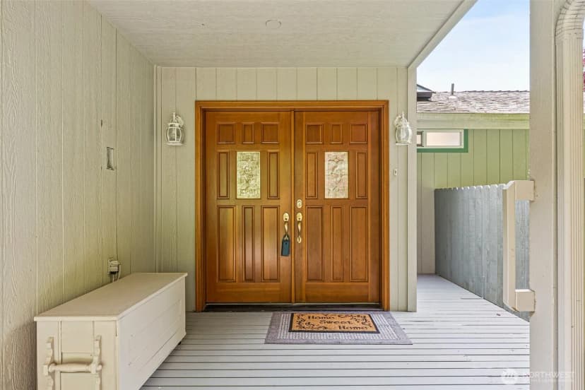Property photo for 8471 E Caraway Road, Port Orchard photo 3