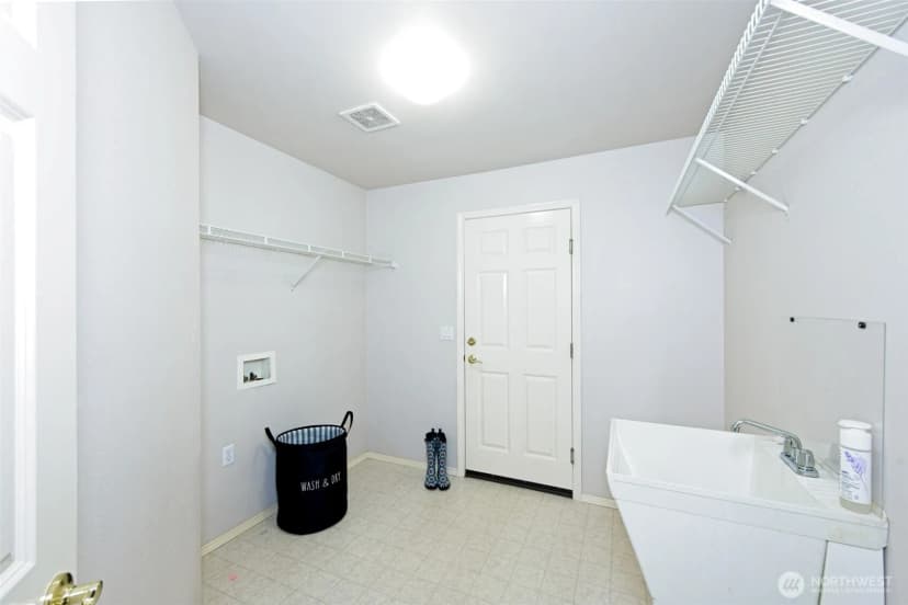 Property photo for 7321 Ashridge Avenue Sw, Port Orchard photo 21