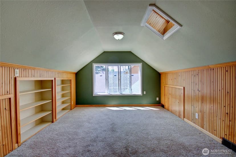Property photo for 215 N 6th Street, La Conner photo 32