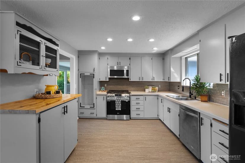 Property photo for 9341 Littlerock Road Sw, Olympia photo 12