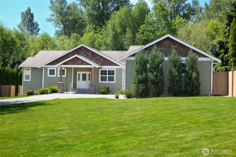 Property photo for 26306 2nd Avenue Ne, Arlington photo 3