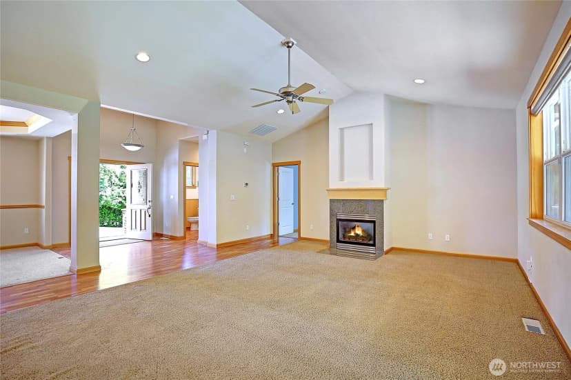 Property photo for 26306 2nd Avenue Ne, Arlington photo 7