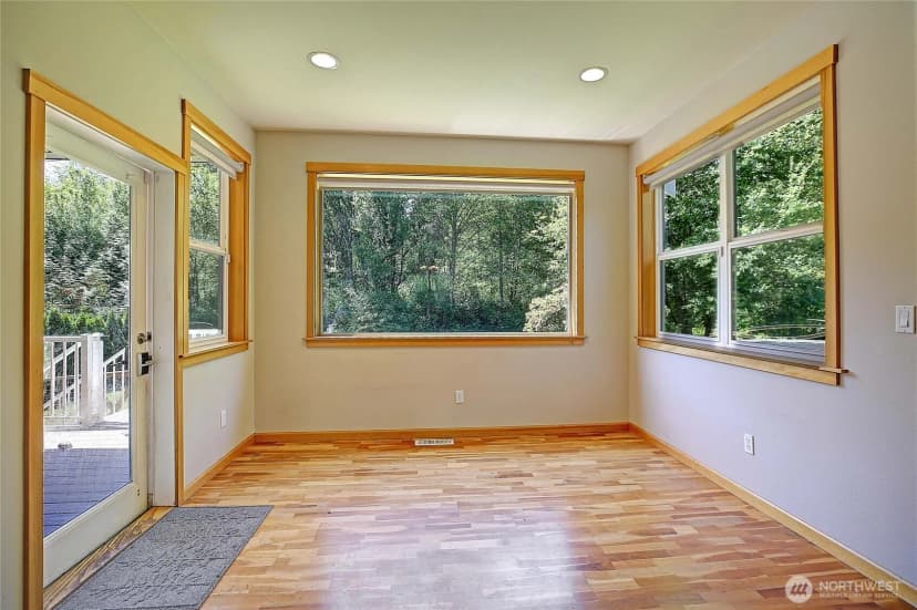 Property photo for 26306 2nd Avenue Ne, Arlington photo 14