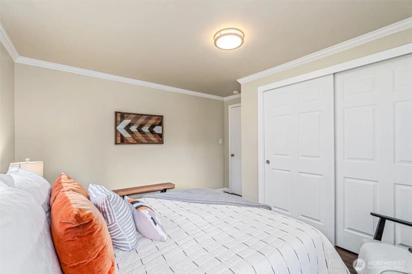 Property photo for 13720 Corliss Avenue N, Seattle photo 13