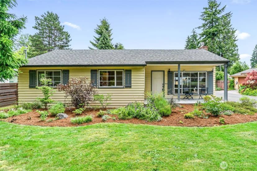 Property photo for 13720 Corliss Avenue N, Seattle