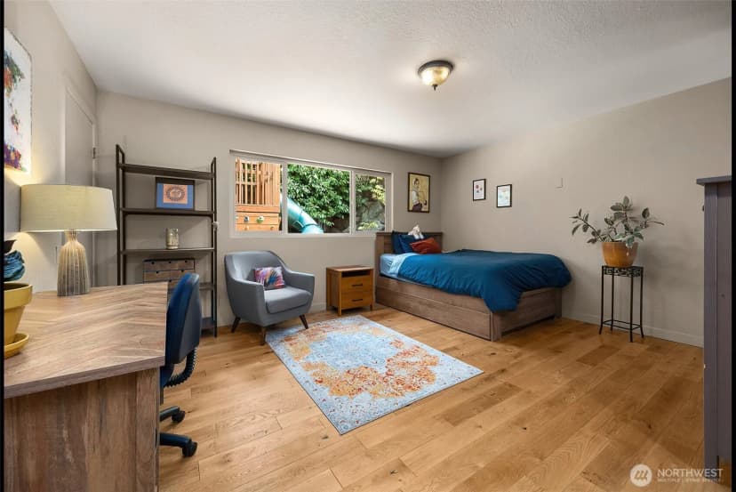 Property photo for 8814 Earl Avenue Nw, Seattle photo 9
