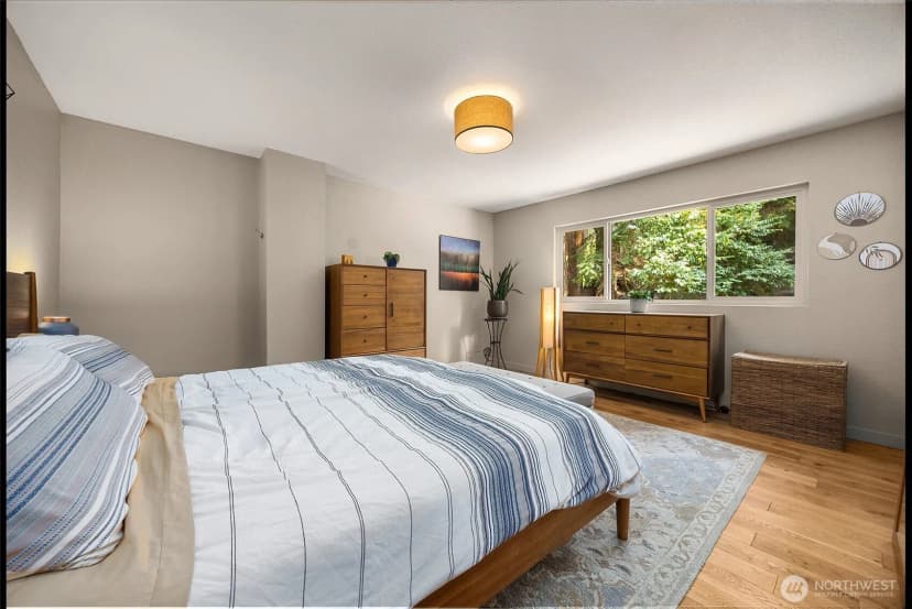 Property photo for 8814 Earl Avenue Nw, Seattle photo 7