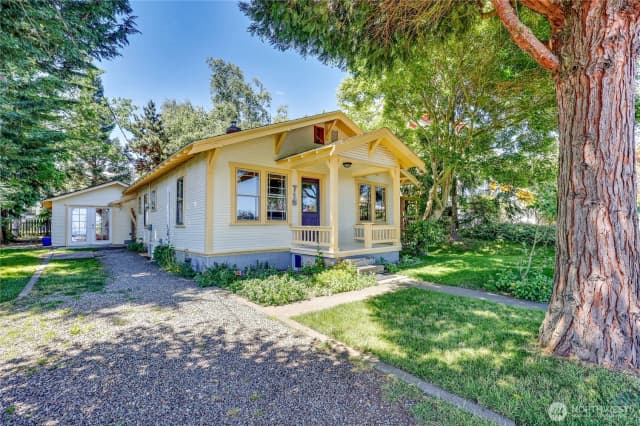Property photo for 715 Grant Street, Port Townsend photo 2