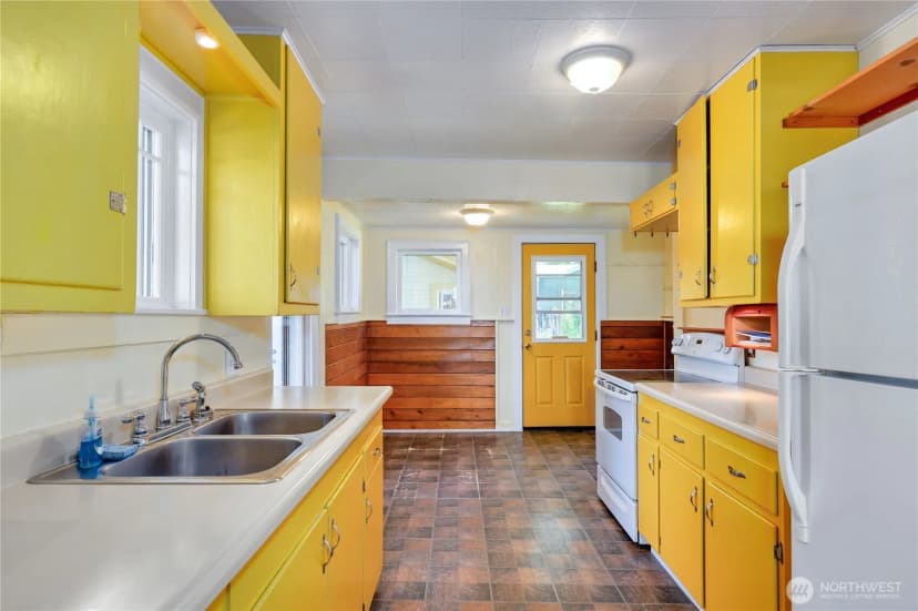 Property photo for 715 Grant Street, Port Townsend photo 10