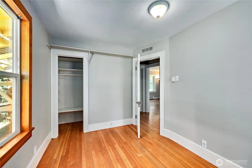 Property photo for 715 Grant Street, Port Townsend photo 20