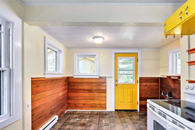 Property photo for 715 Grant Street, Port Townsend photo 12