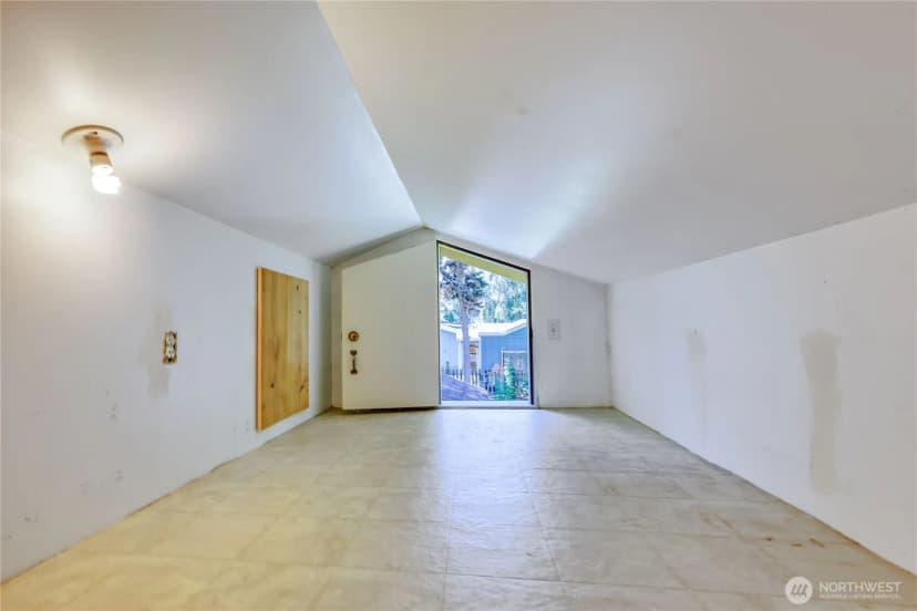 Property photo for 715 Grant Street, Port Townsend photo 25