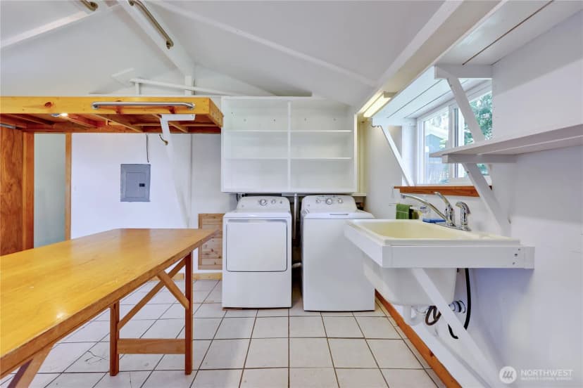 Property photo for 715 Grant Street, Port Townsend photo 28