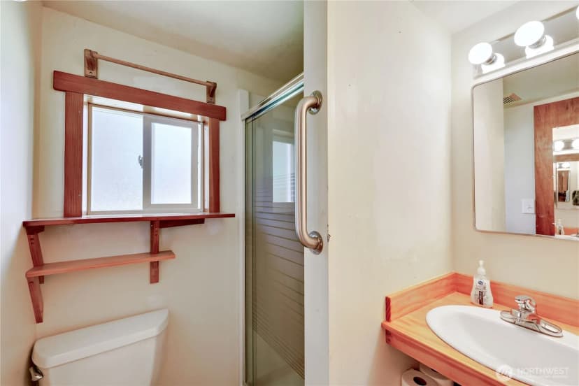 Property photo for 715 Grant Street, Port Townsend photo 33