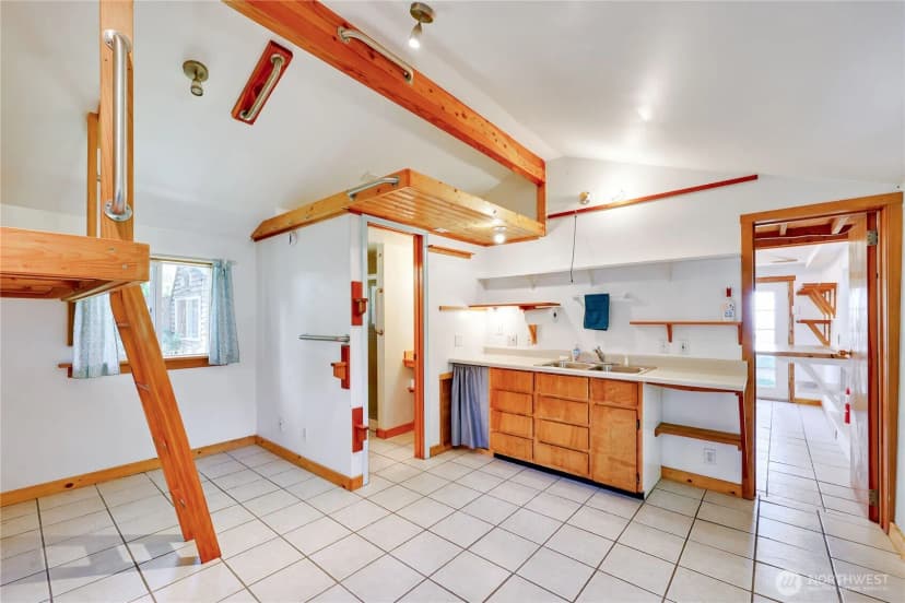 Property photo for 715 Grant Street, Port Townsend photo 29