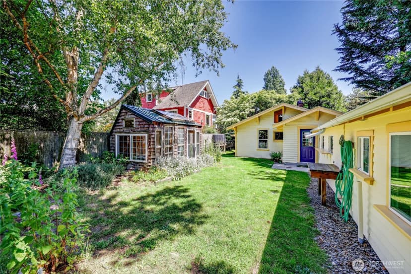 Property photo for 715 Grant Street, Port Townsend photo 9