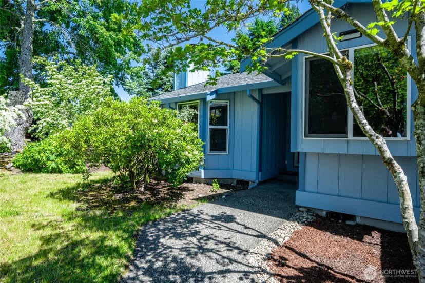 Property photo for 1226 Juniper Drive Se, Olympia photo 2
