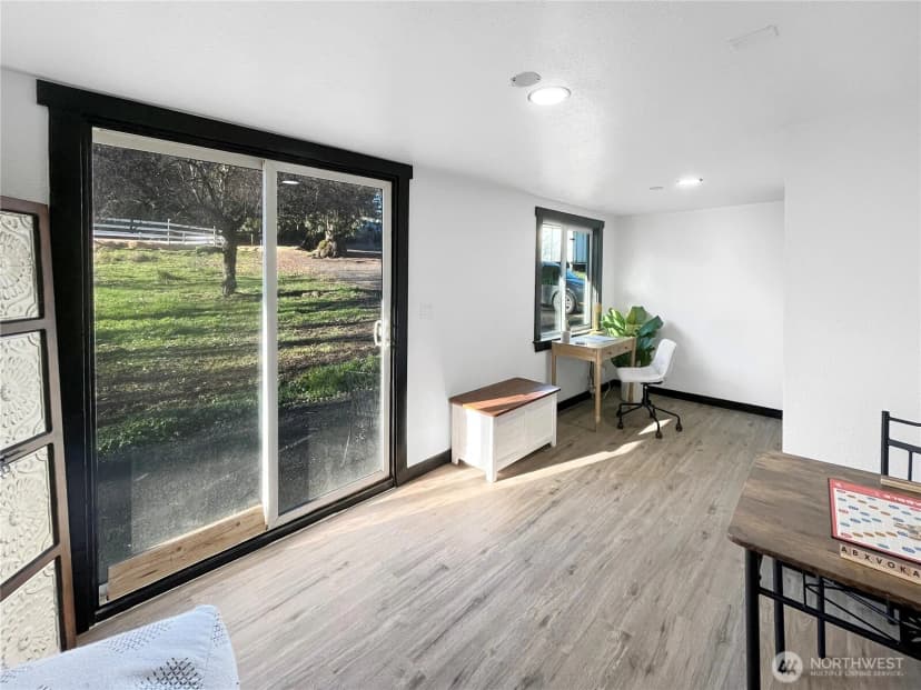 Property photo for 41 E Agate Loop Road, Shelton photo 17