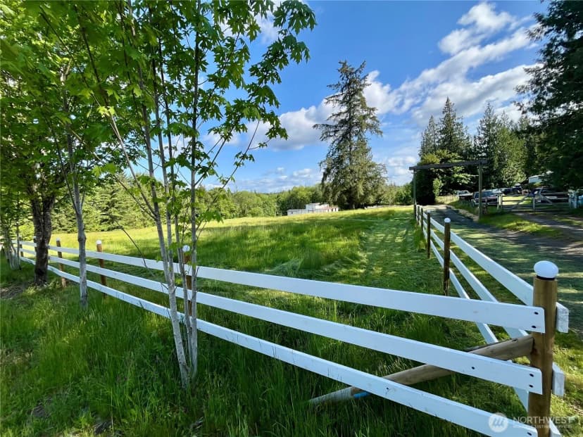 Property photo for 41 E Agate Loop Road, Shelton photo 38