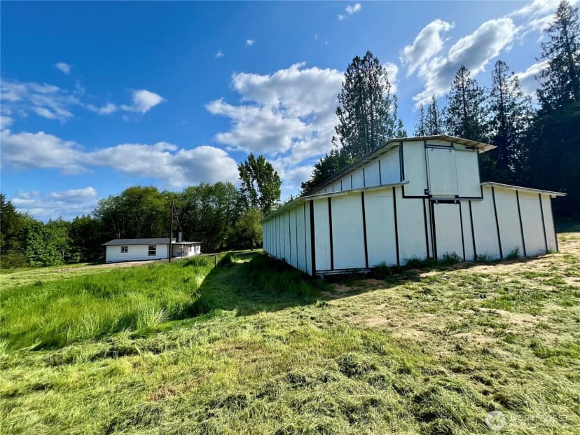 Property photo for 41 E Agate Loop Road, Shelton photo 21