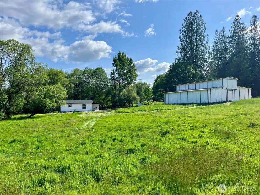 Property photo for 41 E Agate Loop Road, Shelton photo 39