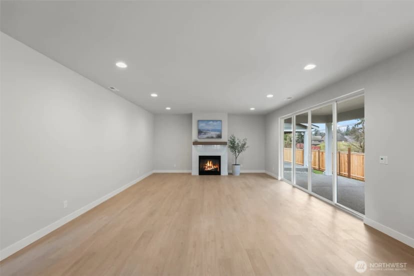 Property photo for 17314 82nd Avenue Ct E, Puyallup photo 5