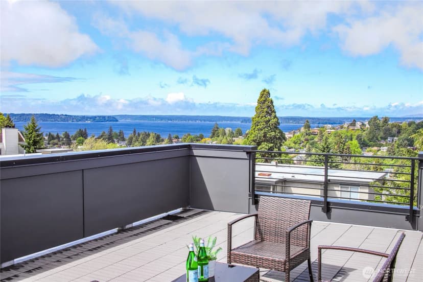 Property photo for 4515 44th Avenue Sw #a, Seattle photo 20