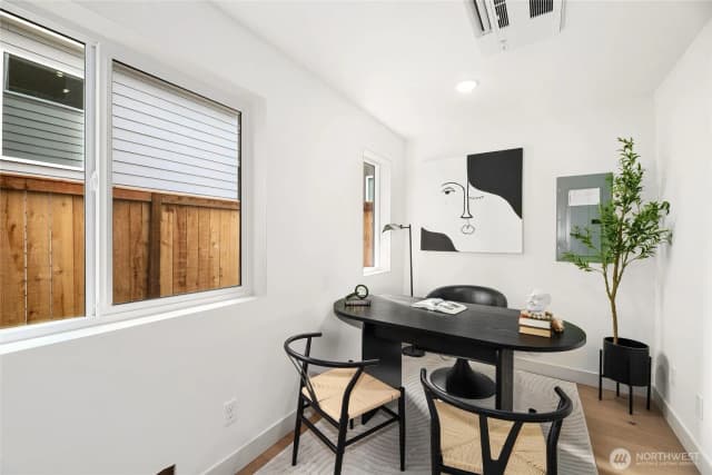 Property photo for 4515 44th Avenue Sw #a, Seattle photo 3