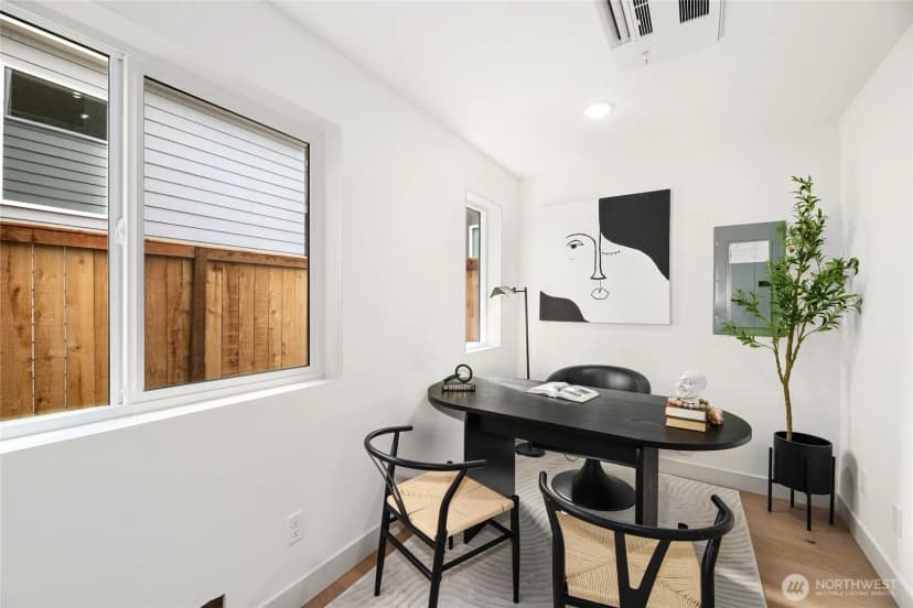 Property photo for 4515 44th Avenue Sw #a, Seattle photo 3