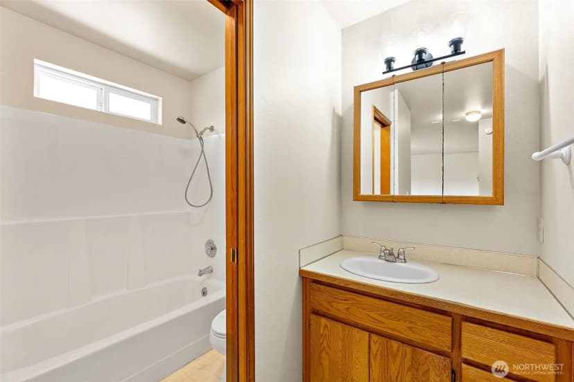 Property photo for 117 Eagle Glen Court, Eatonville photo 26