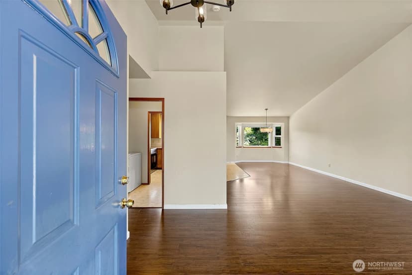 Property photo for 117 Eagle Glen Court, Eatonville photo 4