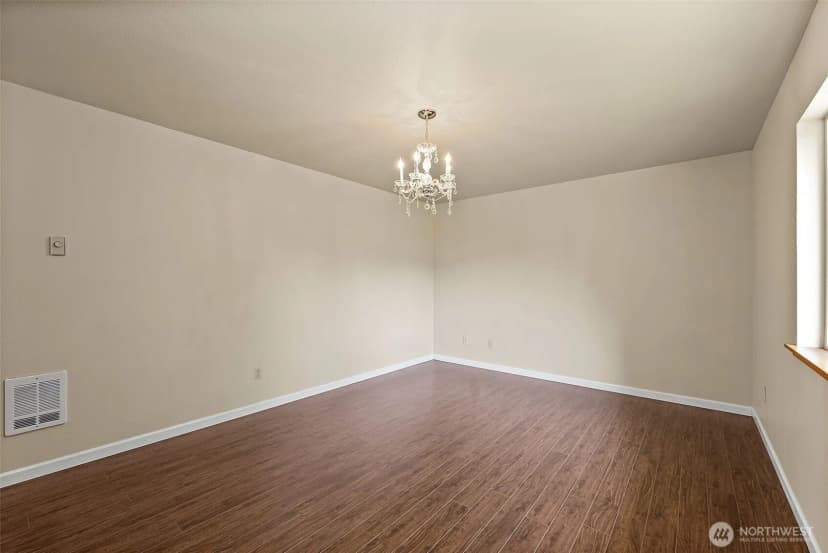 Property photo for 117 Eagle Glen Court, Eatonville photo 24