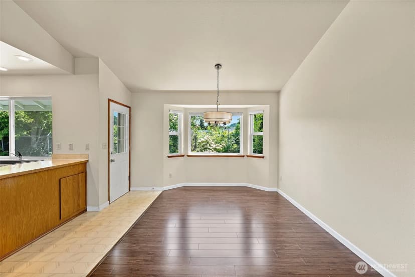 Property photo for 117 Eagle Glen Court, Eatonville photo 9