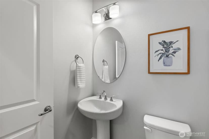Property photo for 16152 8th Avenue E, Spanaway photo 4