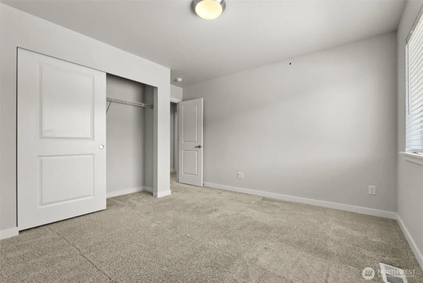 Property photo for 16152 8th Avenue E, Spanaway photo 29