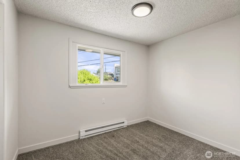 Property photo for 15330 40th Avenue W #a & B, Lynnwood photo 14