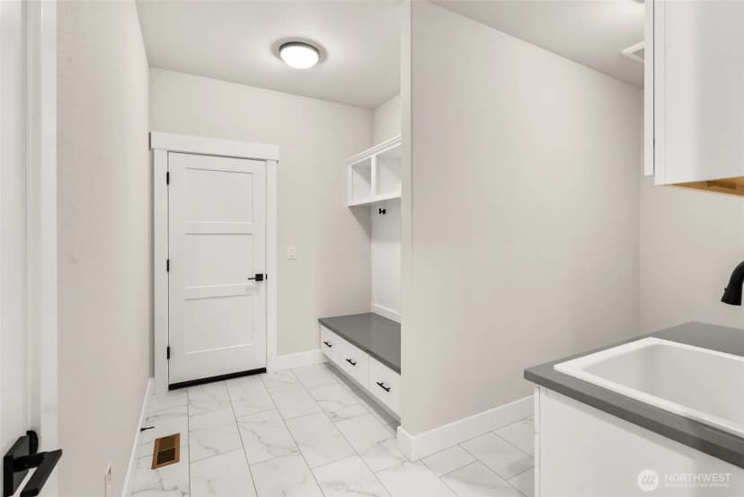Property photo for 2446 64th Avenue Nw, Olympia photo 15