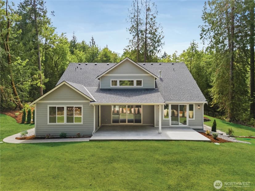 Property photo for 2446 64th Avenue Nw, Olympia photo 2