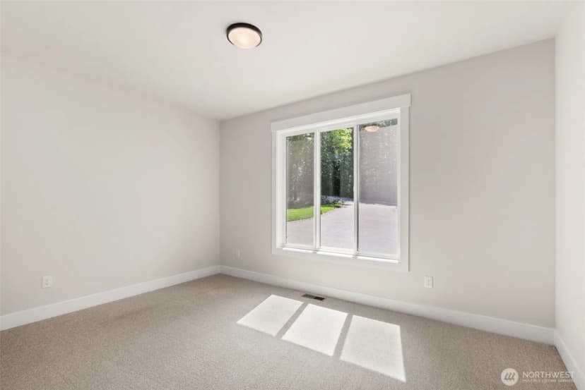 Property photo for 2446 64th Avenue Nw, Olympia photo 23