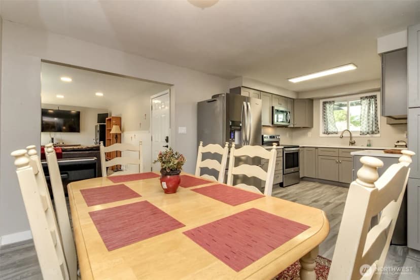 Property photo for 35616 15th Ave Sw, Federal Way photo 13