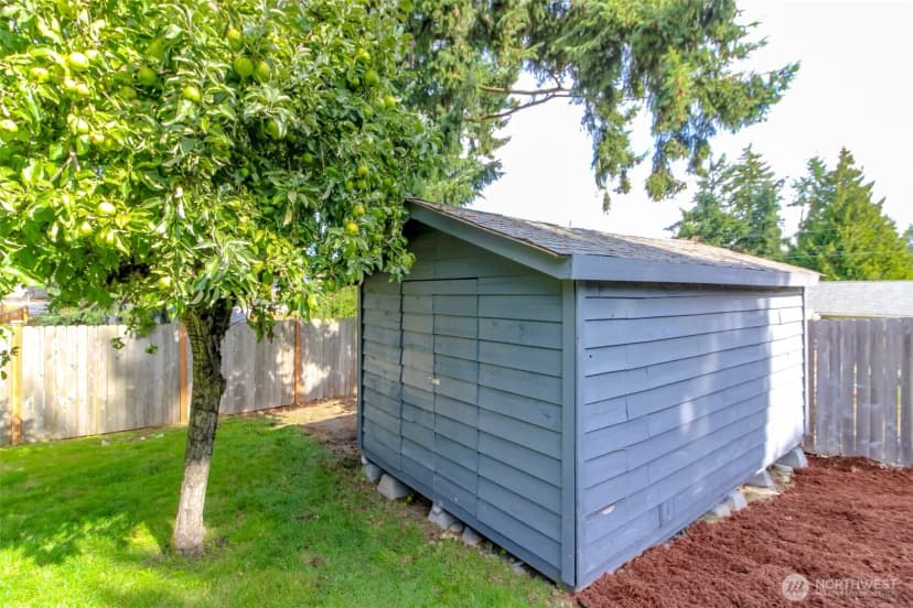 Property photo for 35616 15th Ave Sw, Federal Way photo 33