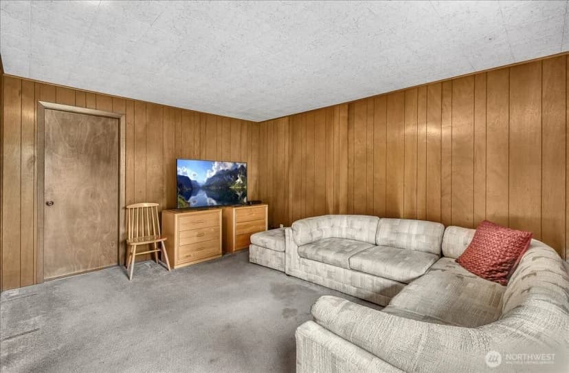 Property photo for 11611 Ne 134th St, Kirkland photo 9