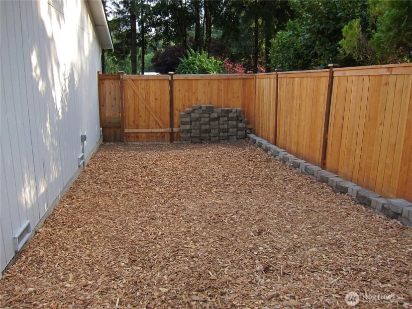 Property photo for 211 138th Place Se, Everett photo 21