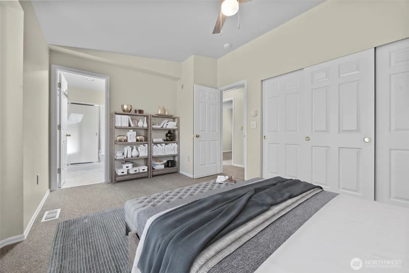 Property photo for 211 138th Place Se, Everett photo 12